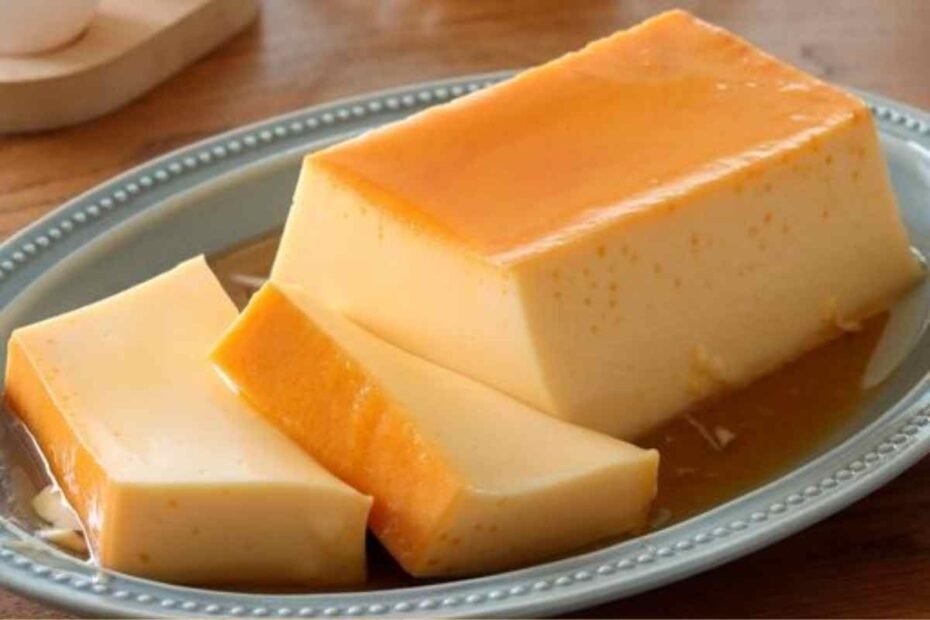 Flan de Maicena! La Tradición Renovada en un Postre Sedoso y Versátil